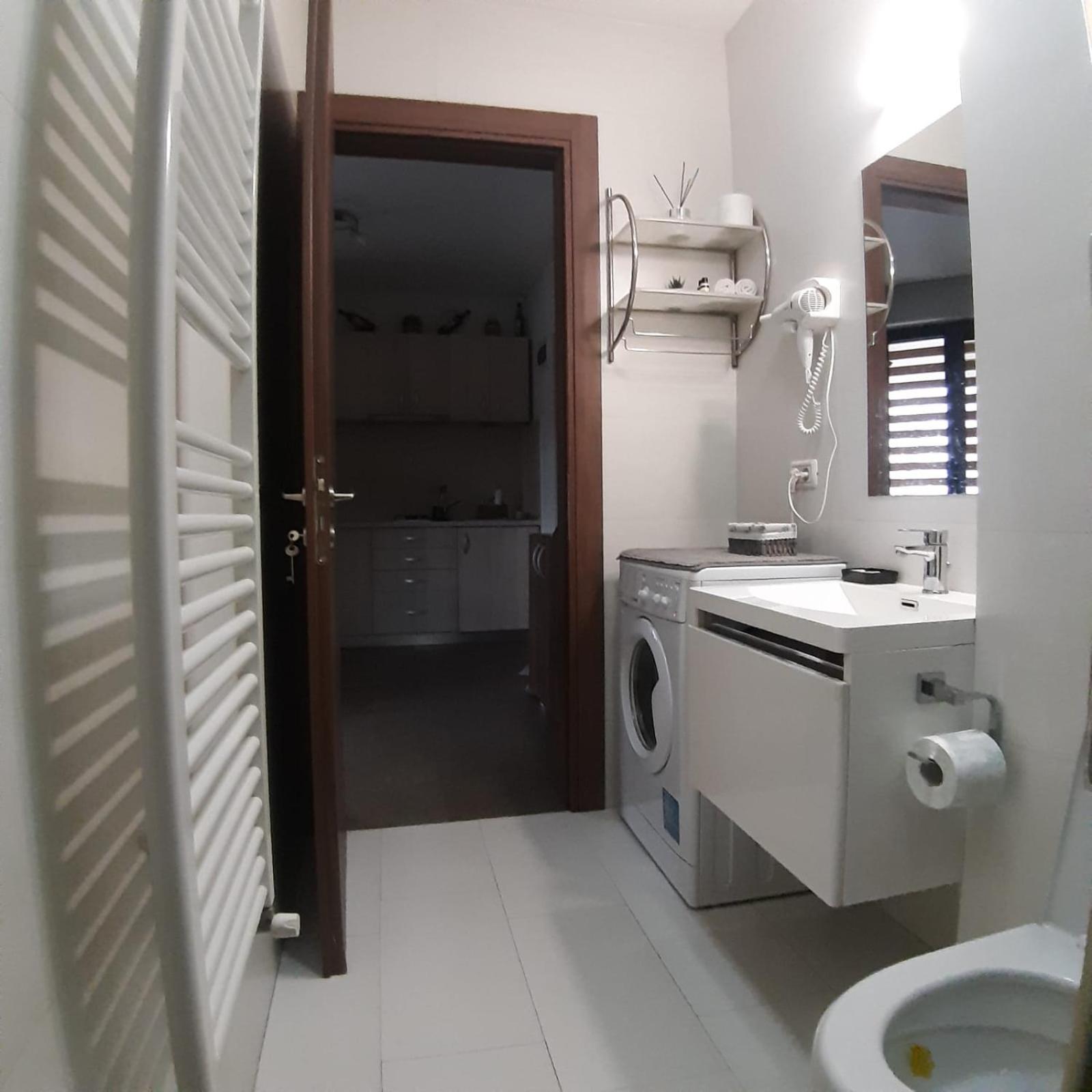 Casa Sara Lägenhet Bukarest Exteriör bild